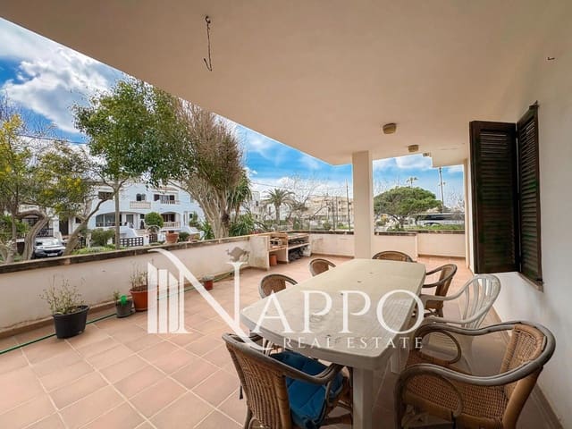 4 slaapkamer Villa te koop in Colonia de Sant Jordi, Ses Salines met garage - € 1.350.000 (Ref: 9733610)