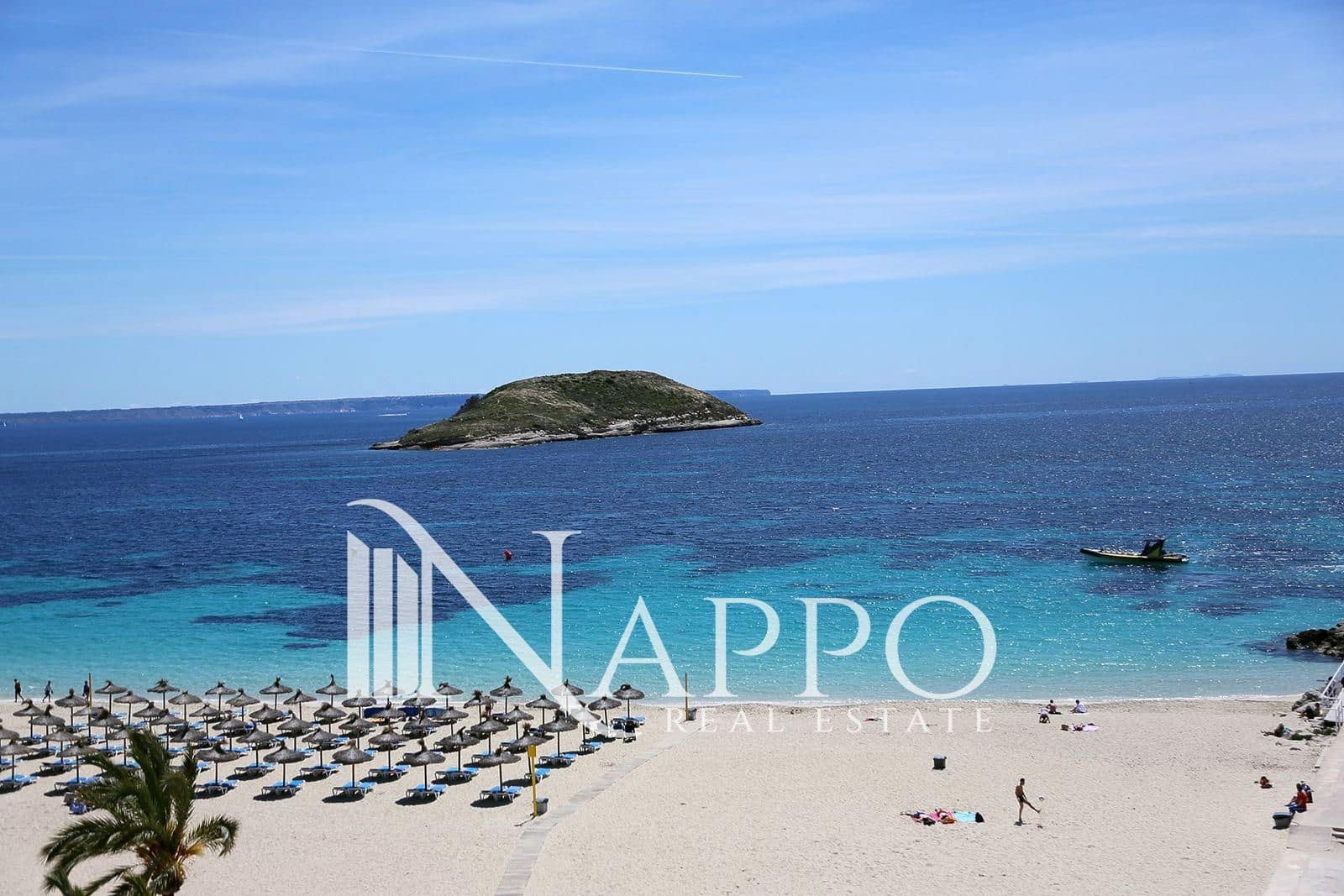 1 bedroom Penthouse for rent in Calvia with pool - € 1,975 (Ref: 9733915)