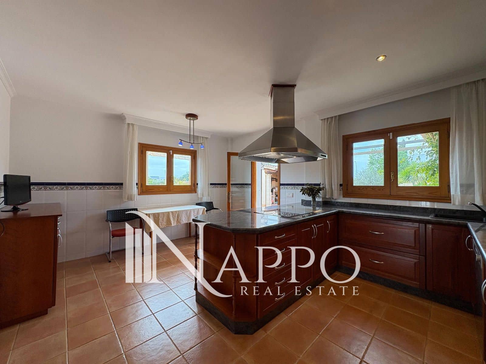 4 quarto Moradia para venda em Marratxi com piscina garagem - 895 000 € (Ref: 9735158)