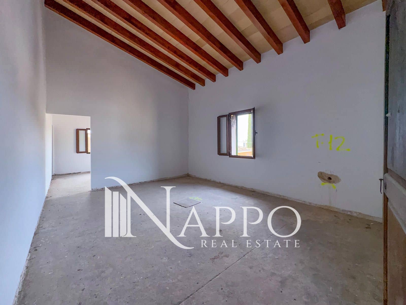 Bar/Restaurante de 10 habitaciones en Andratx en venta con piscina garaje - 799.000 € (Ref: 9736146)