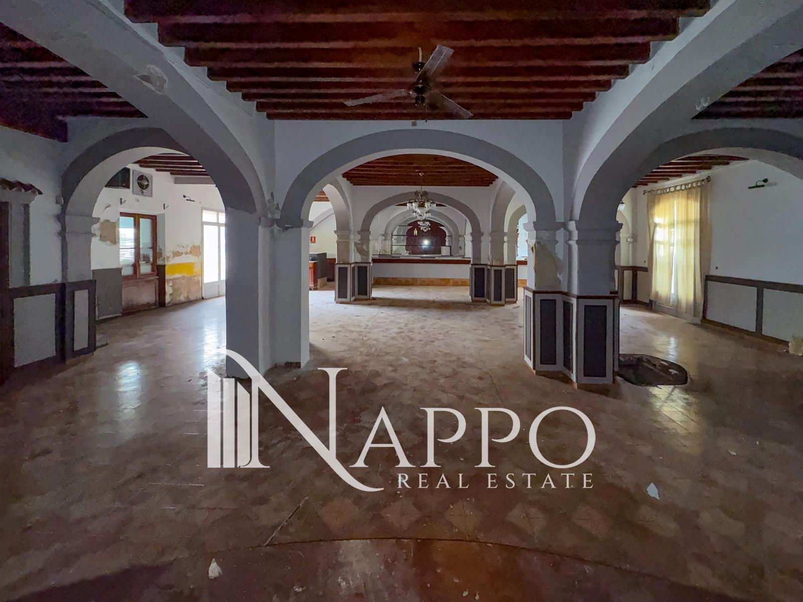 Bar/Restaurante de 10 habitaciones en Andratx en venta con piscina garaje - 799.000 € (Ref: 9736146)