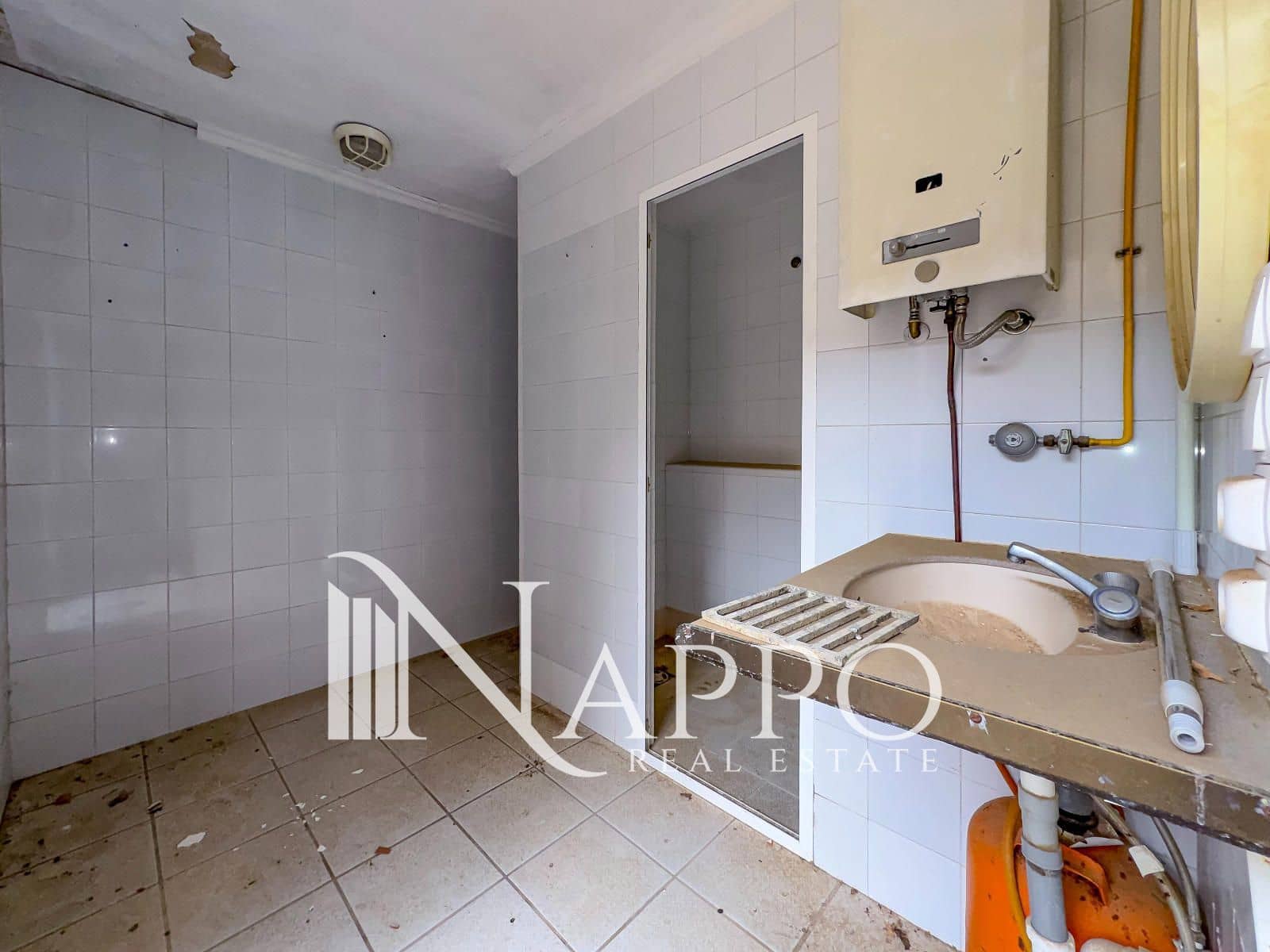 Bar/Restaurante de 10 habitaciones en Andratx en venta con piscina garaje - 799.000 € (Ref: 9736146)