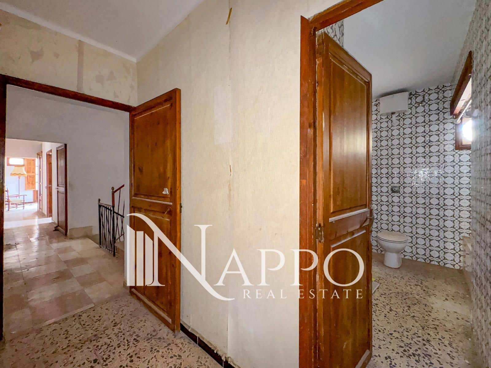 Bar/Restaurante de 10 habitaciones en Andratx en venta con piscina garaje - 799.000 € (Ref: 9736146)