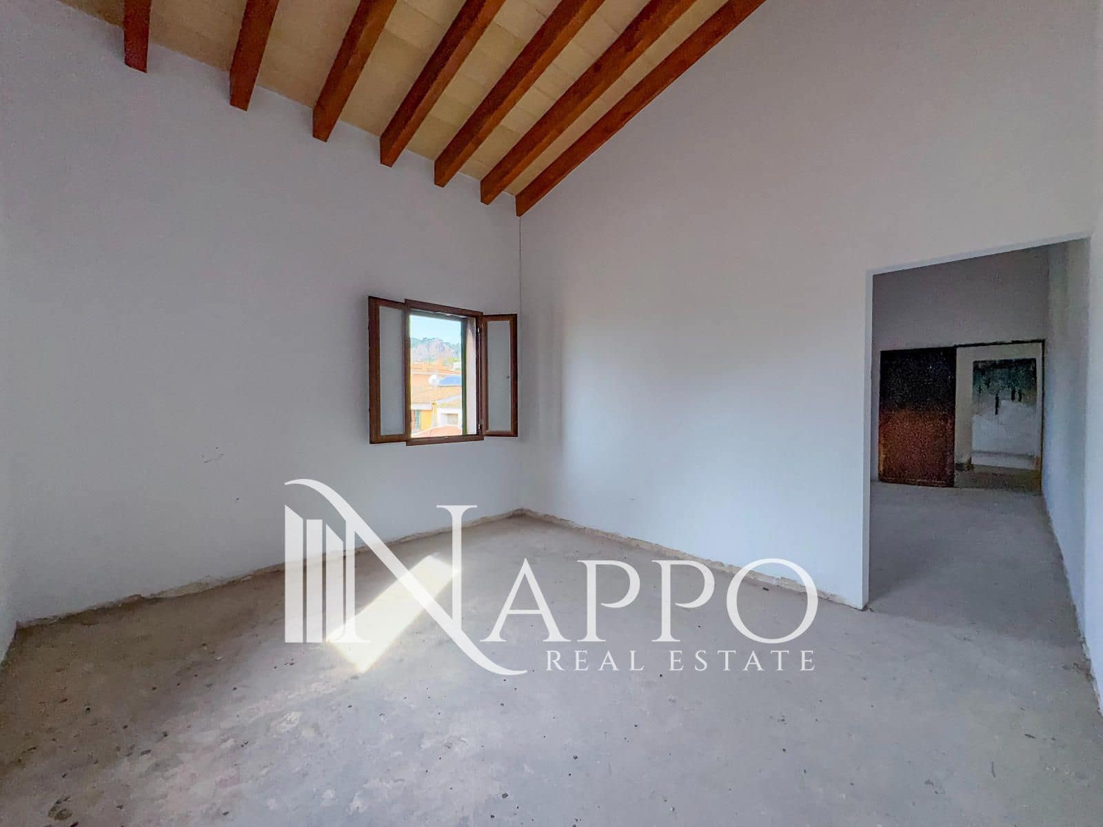 Bar/Restaurante de 10 habitaciones en Andratx en venta con piscina garaje - 799.000 € (Ref: 9736146)