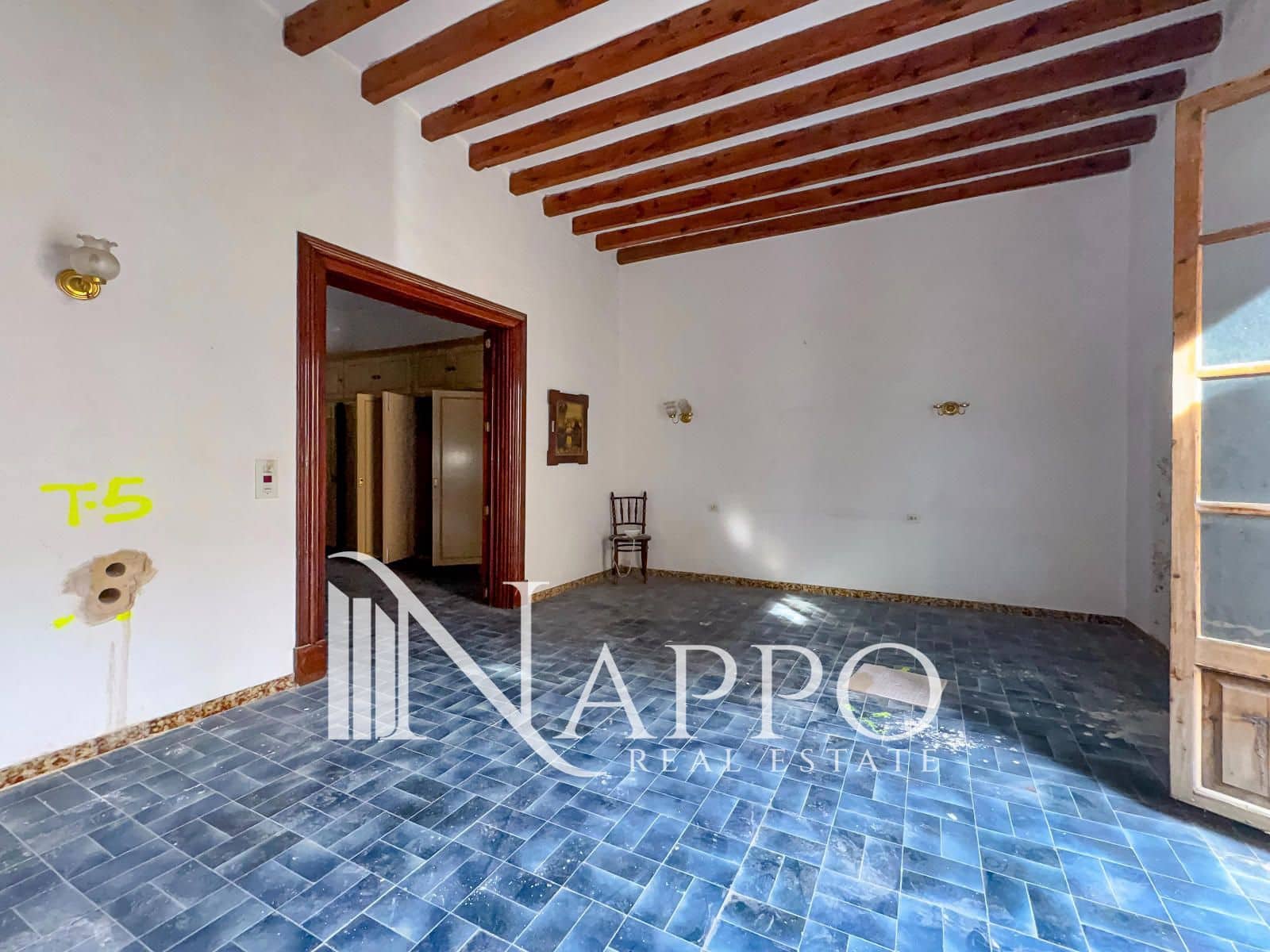 Bar/Restaurante de 10 habitaciones en Andratx en venta con piscina garaje - 799.000 € (Ref: 9736146)