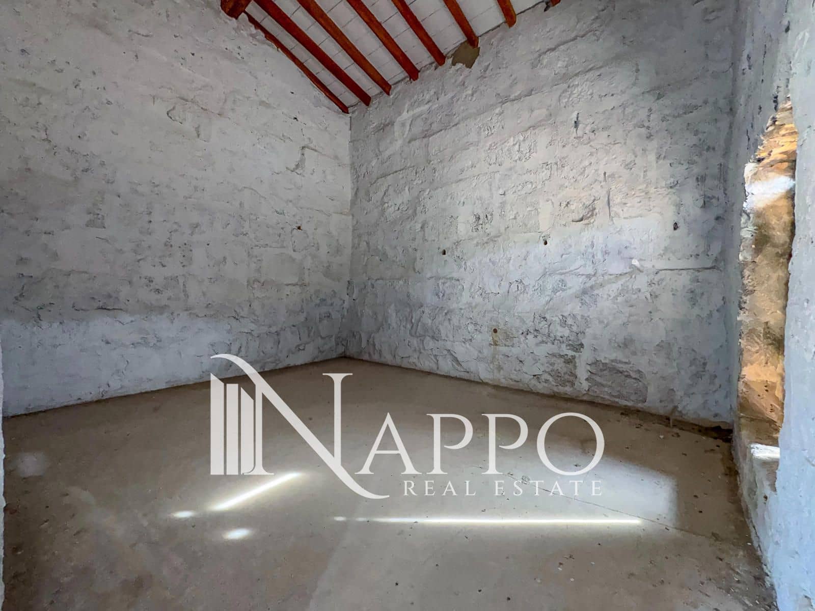 Bar/Restaurante de 10 habitaciones en Andratx en venta con piscina garaje - 799.000 € (Ref: 9736146)