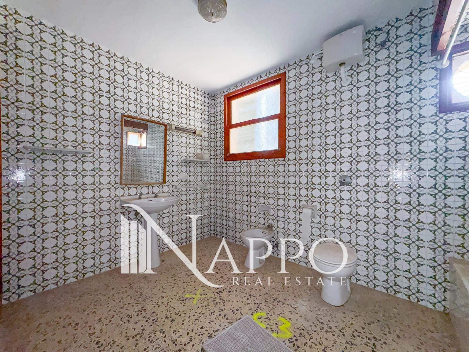 Bar/Restaurante de 10 habitaciones en Andratx en venta con piscina garaje - 799.000 € (Ref: 9736146)