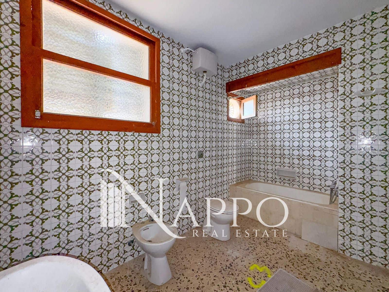 Bar/Restaurante de 10 habitaciones en Andratx en venta con piscina garaje - 799.000 € (Ref: 9736146)