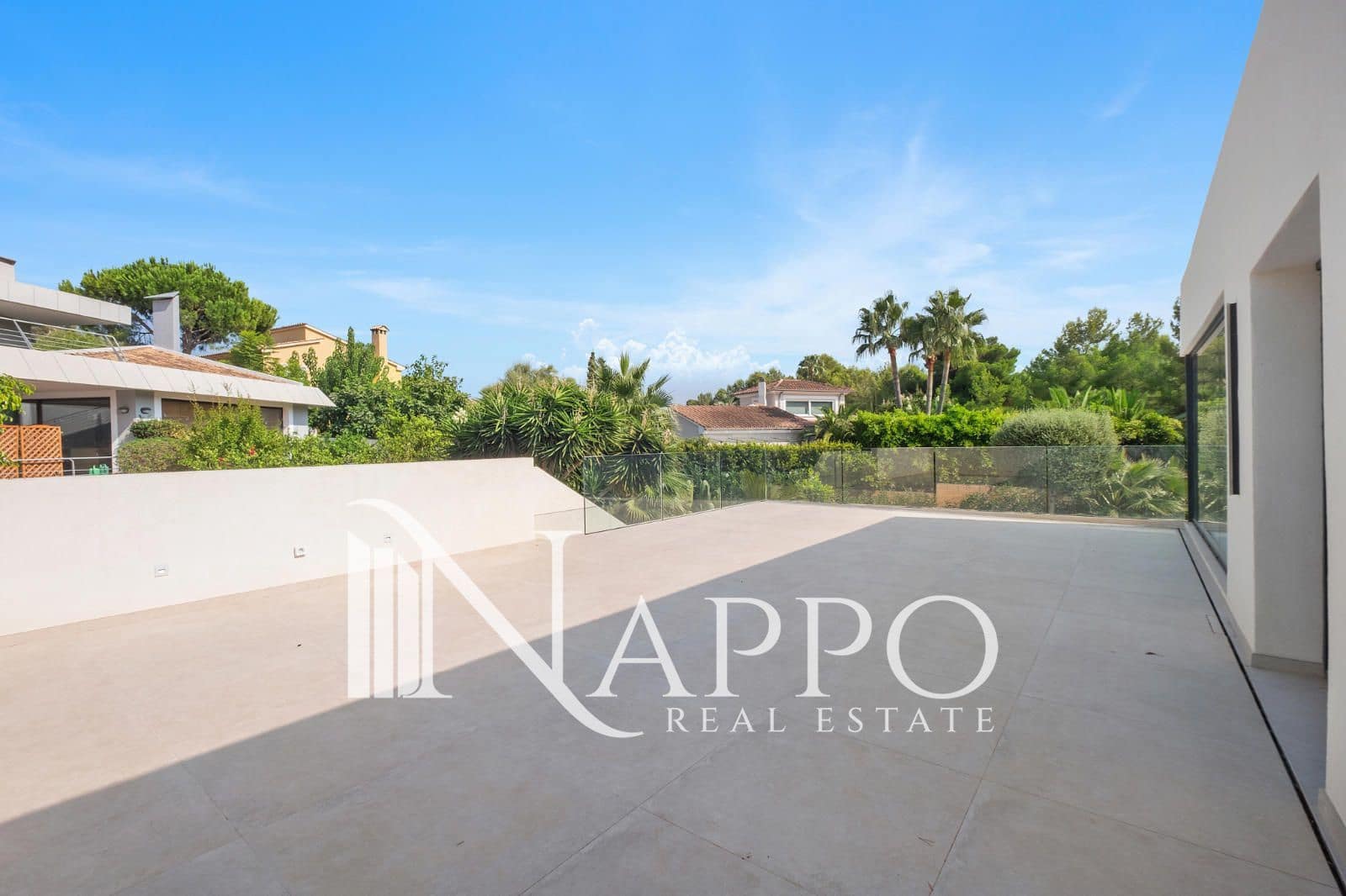 6 bedroom Villa for rent in Santa Ponsa with pool garage - € 19,000 (Ref: 9736147)