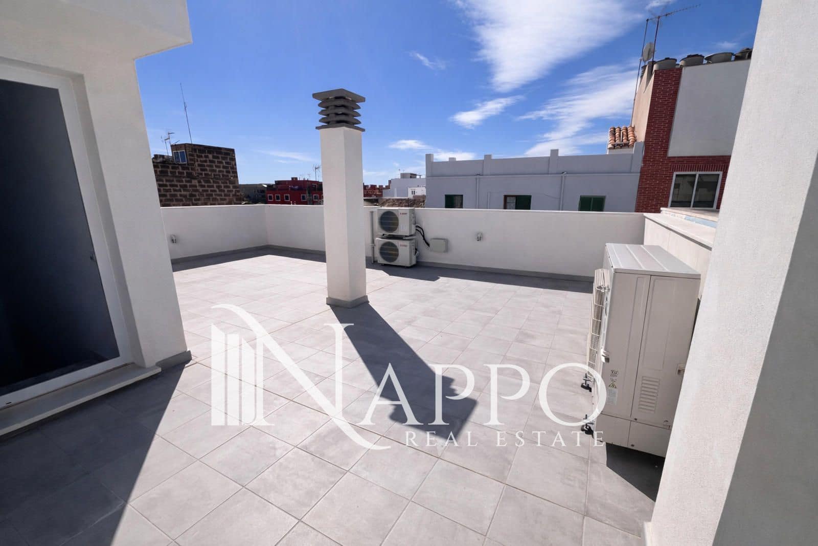 5 quarto Casa em Banda para arrendar em Palma de Mallorca - 2 600 € (Ref: 9737698)