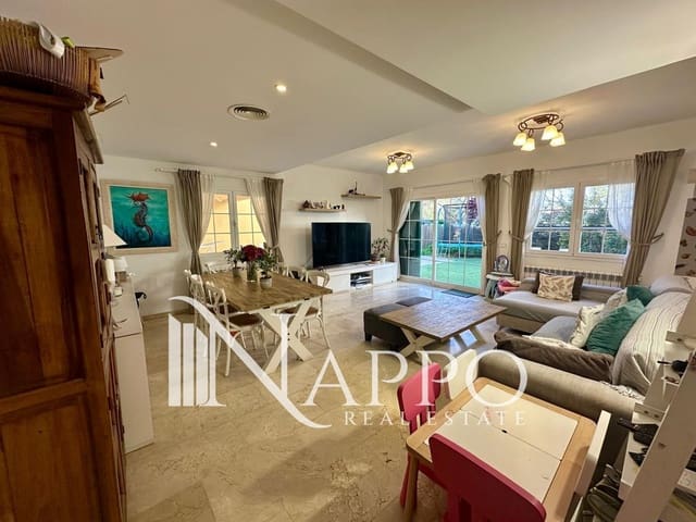 4 soveværelse Byhus til salg i Calvià med garage - € 970.000 (Ref: 9739255)