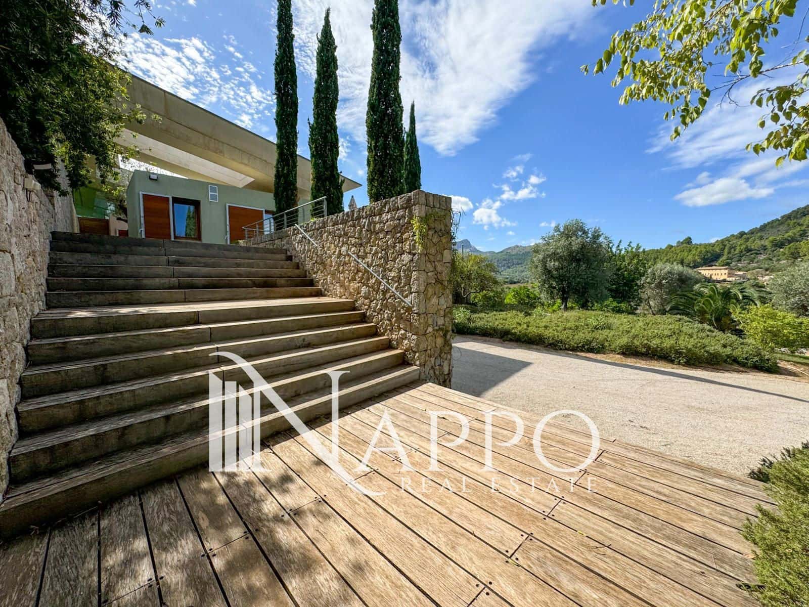 5 bedroom Villa for rent in Pollensa / Pollenca with pool - € 20,000 (Ref: 9740090)
