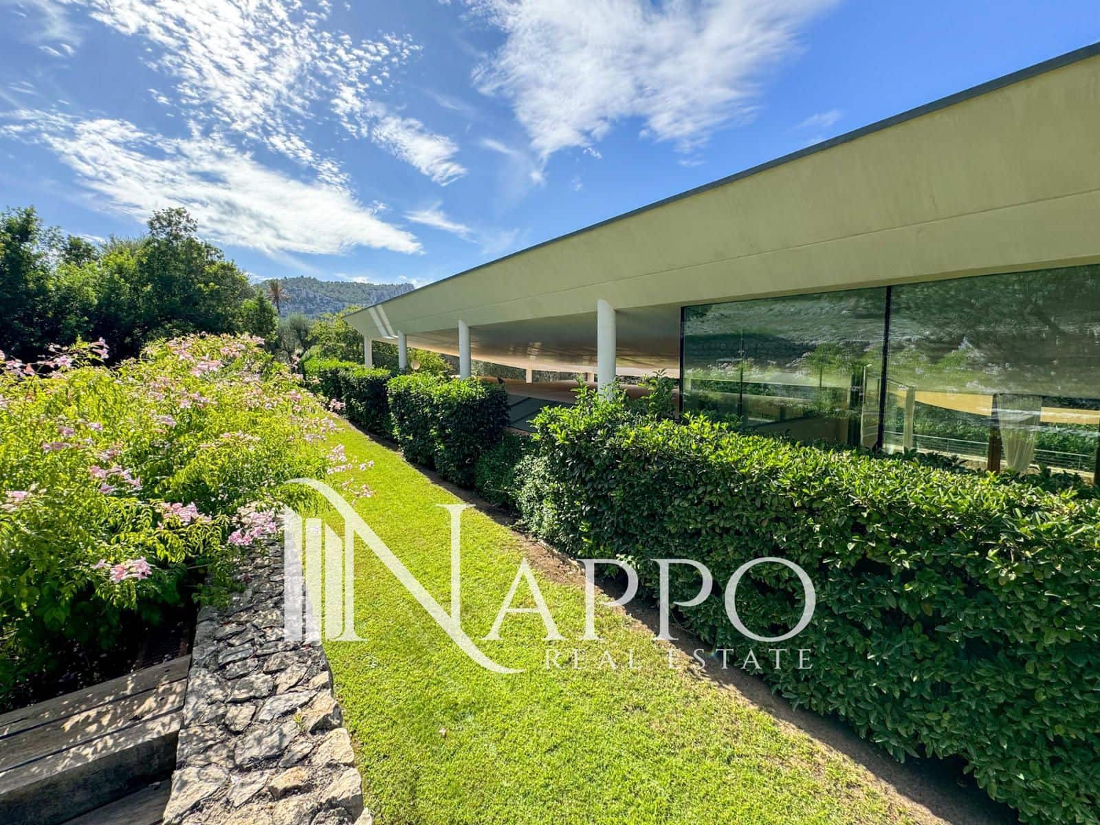 5 bedroom Villa for rent in Pollensa / Pollenca with pool - € 20,000 (Ref: 9740090)