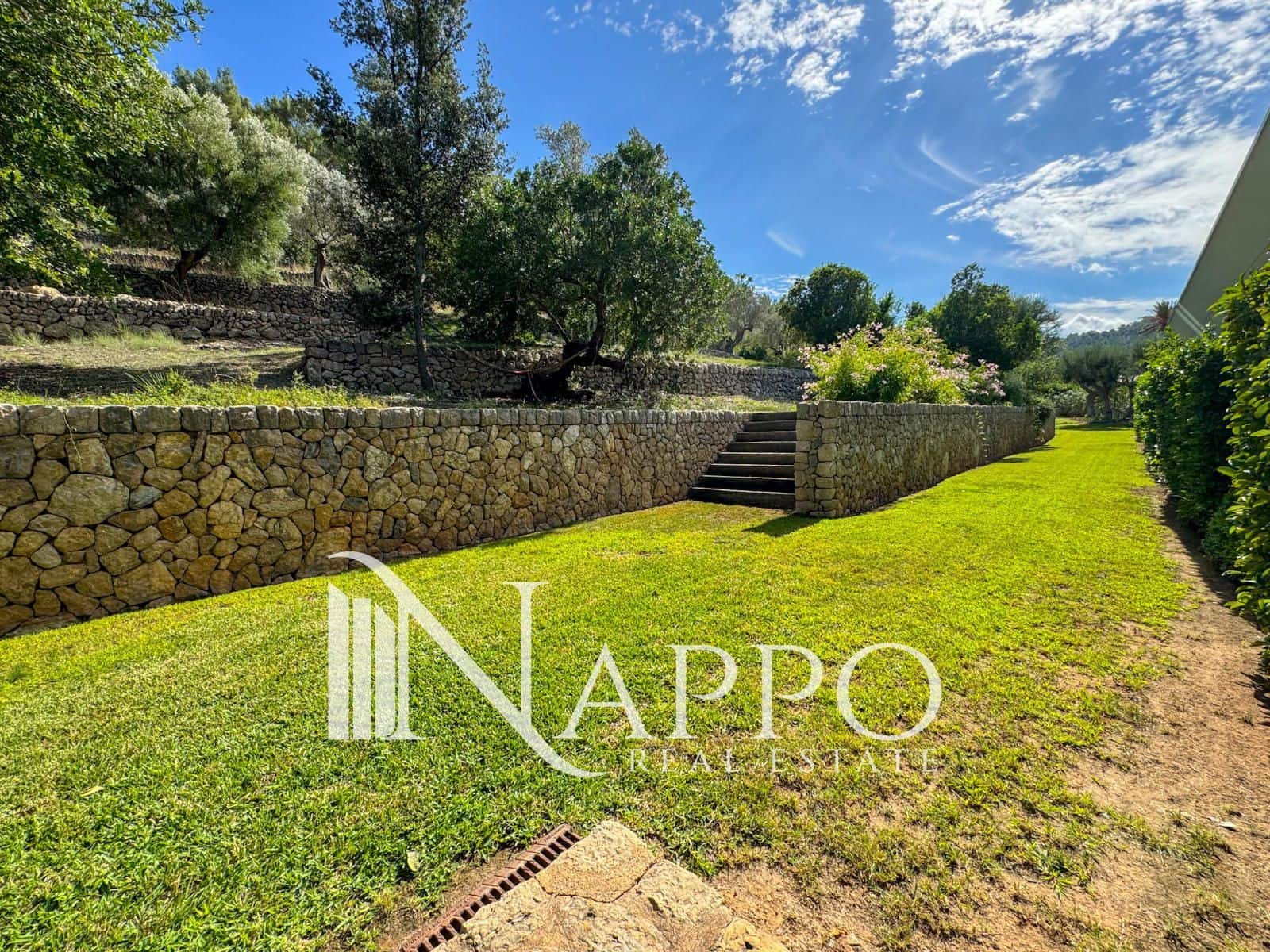 5 bedroom Villa for rent in Pollensa / Pollenca with pool - € 20,000 (Ref: 9740090)