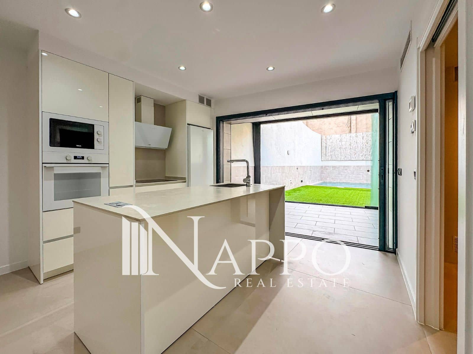 2 sovrum Hus att hyra i Palma de Mallorca med pool - 2 600 € (Ref: 9750885)