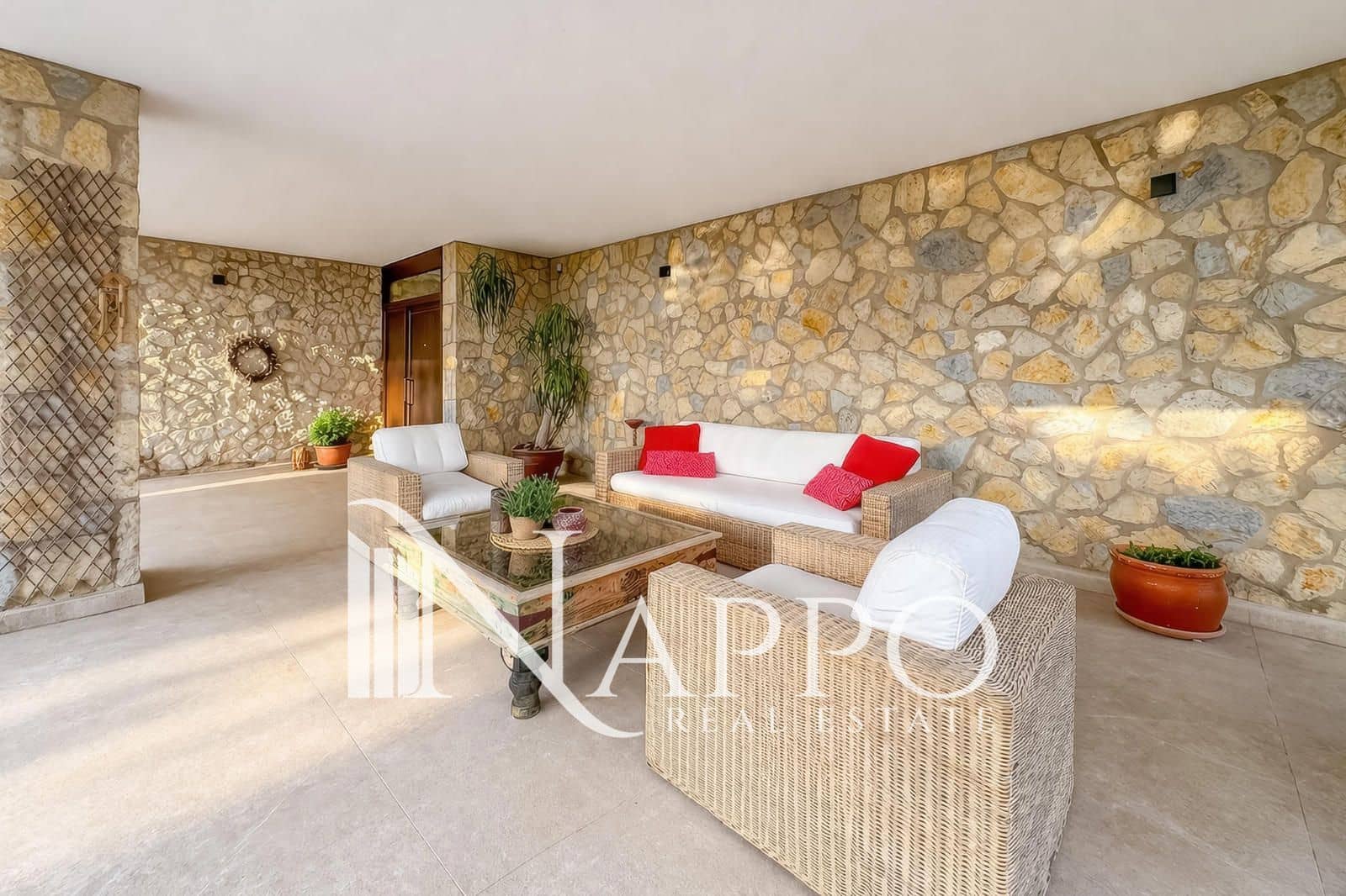 5 Zimmer Villa zu verkaufen in Costa de la Calma mit Pool Garage - 1.800.000 € (Ref: 9750886)