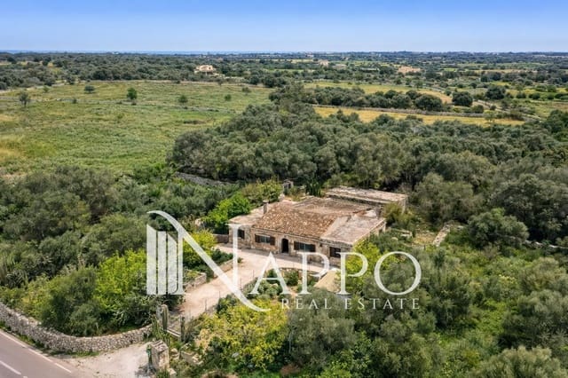 4 soverom Villa til salgs i Santanyí med garasje - € 895 000 (Ref: 9756722)