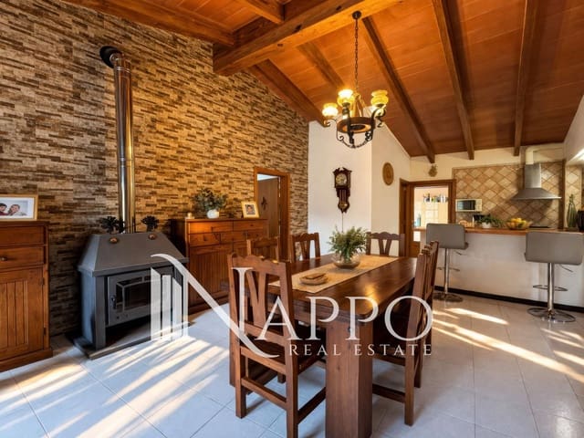 4 soverom Villa til salgs i Santanyí med garasje - € 895 000 (Ref: 9756722)