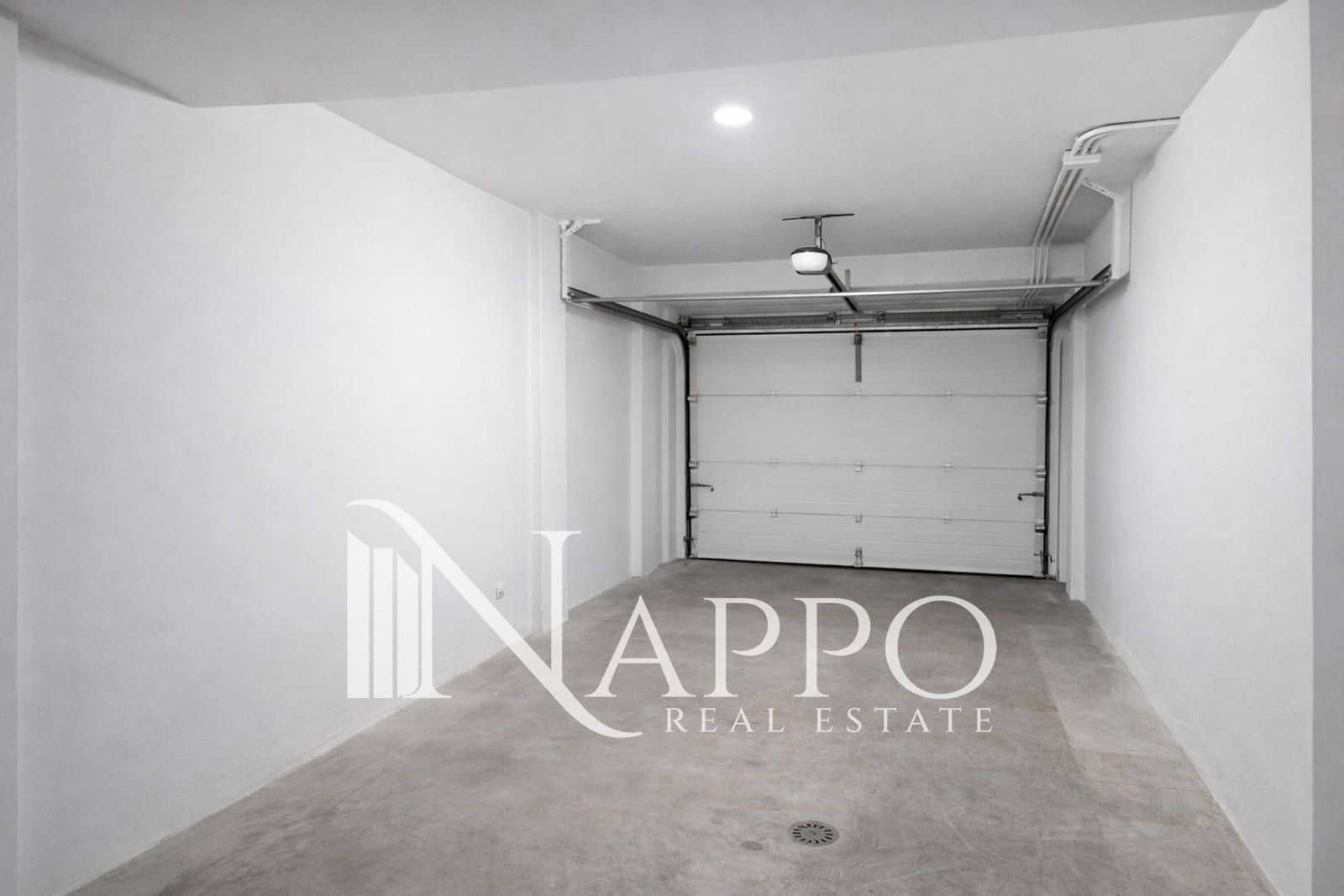 4 sovrum Lägenhet till salu i Albacete stad med garage - 415 000 € (Ref: 9757790)