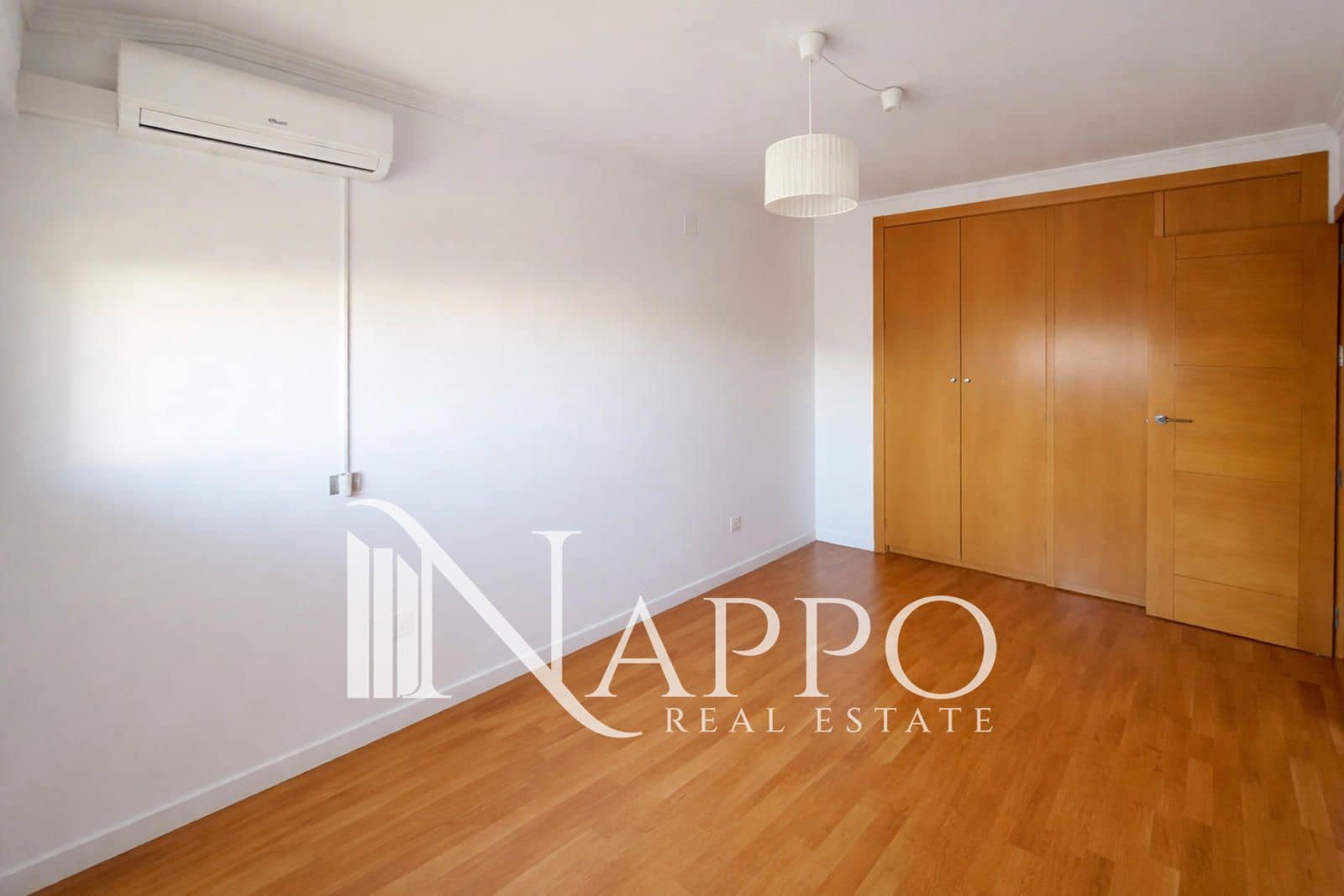 4 sovrum Lägenhet till salu i Albacete stad med garage - 415 000 € (Ref: 9757790)