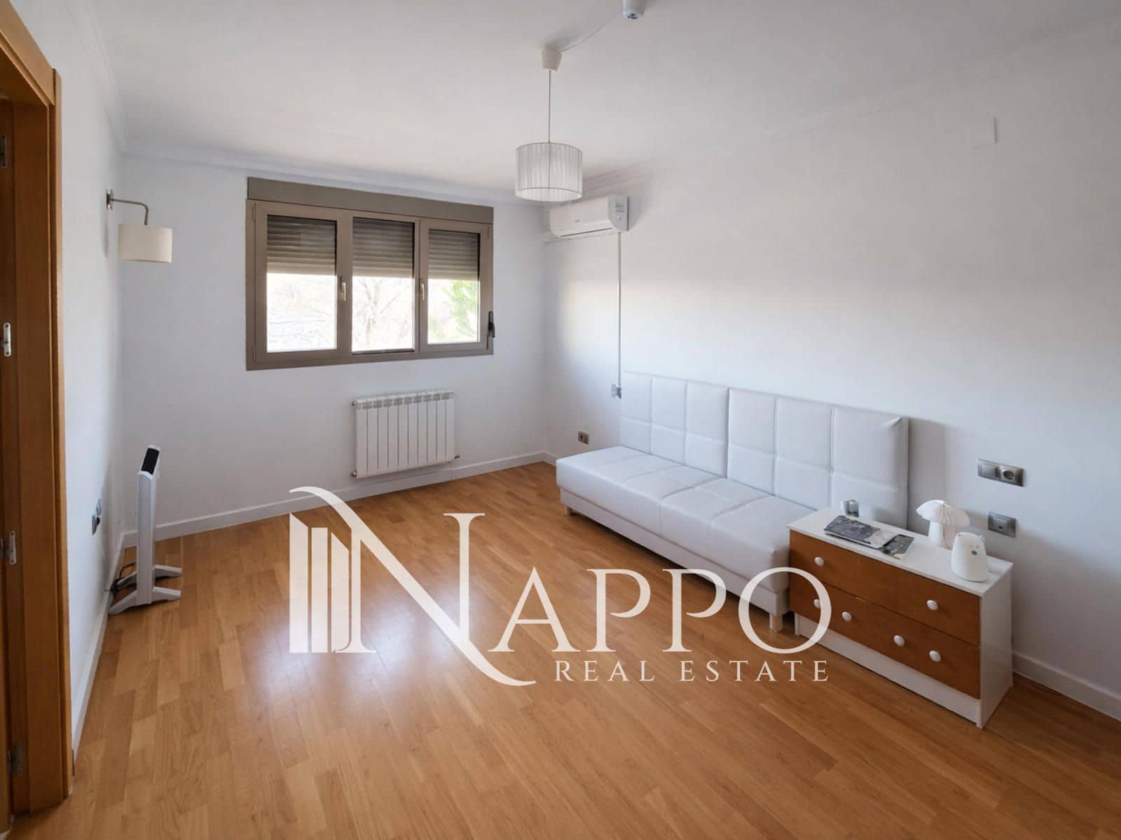 4 sovrum Lägenhet till salu i Albacete stad med garage - 415 000 € (Ref: 9757790)