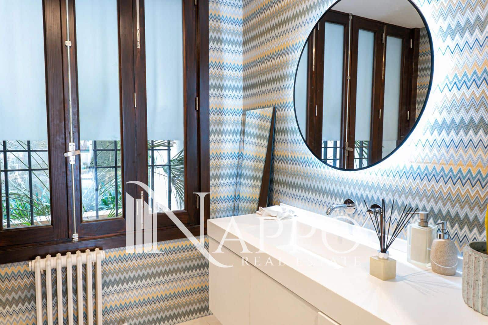 5 soveværelse Villa til leje i Palma de Mallorca med swimmingpool garage - € 20.000 (Ref: 9768977)