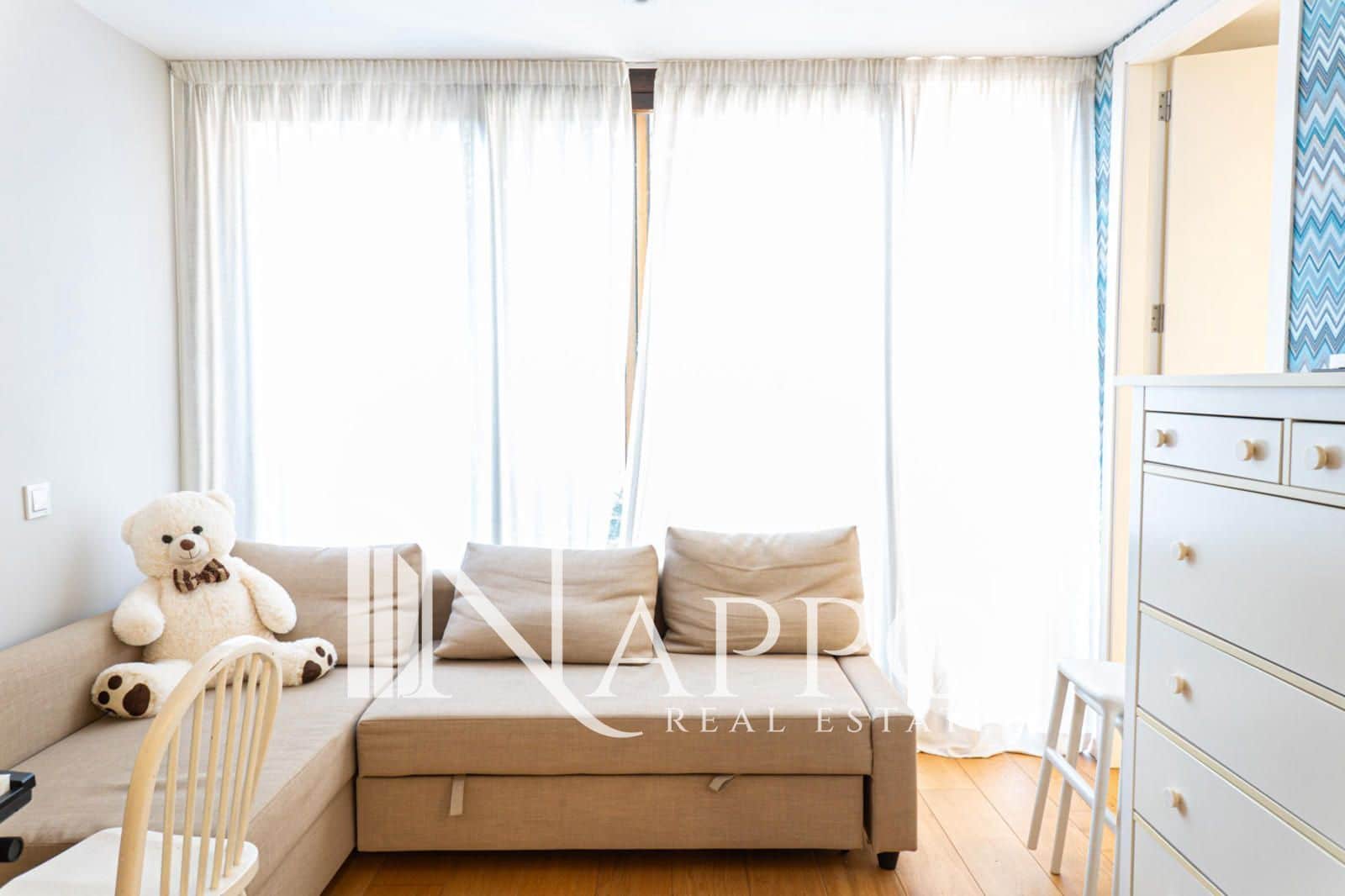 5 soveværelse Villa til leje i Palma de Mallorca med swimmingpool garage - € 20.000 (Ref: 9768977)