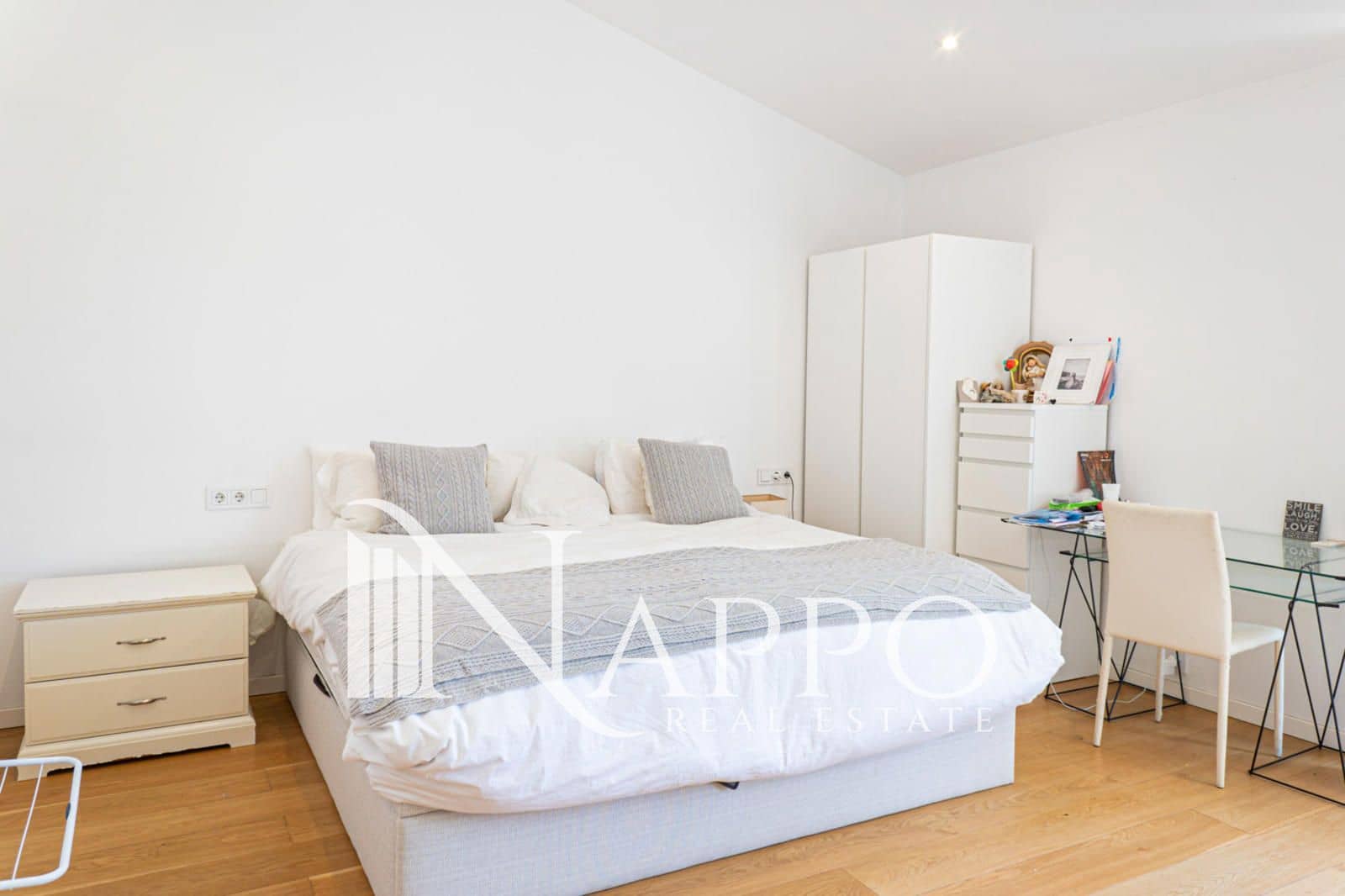 5 soveværelse Villa til leje i Palma de Mallorca med swimmingpool garage - € 20.000 (Ref: 9768977)