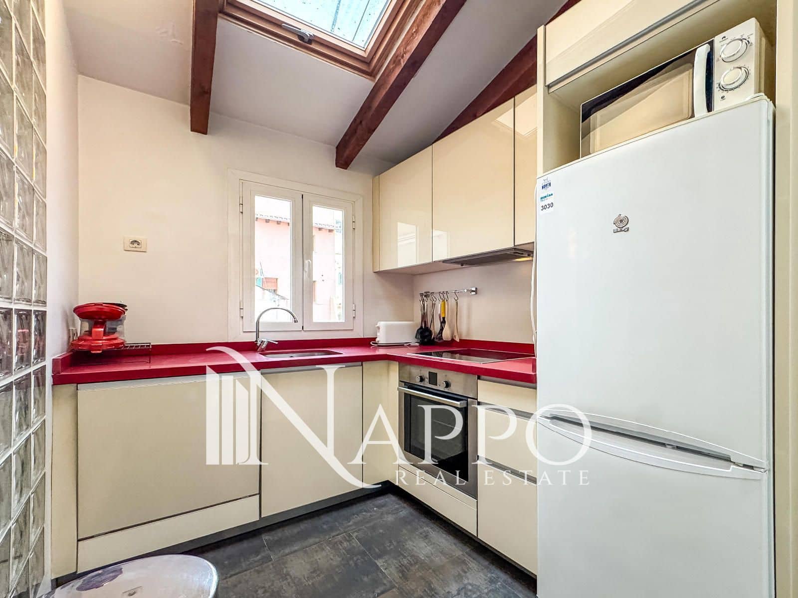 3 bedroom Flat for rent in Palma de Mallorca - € 2,250 (Ref: 9770201)