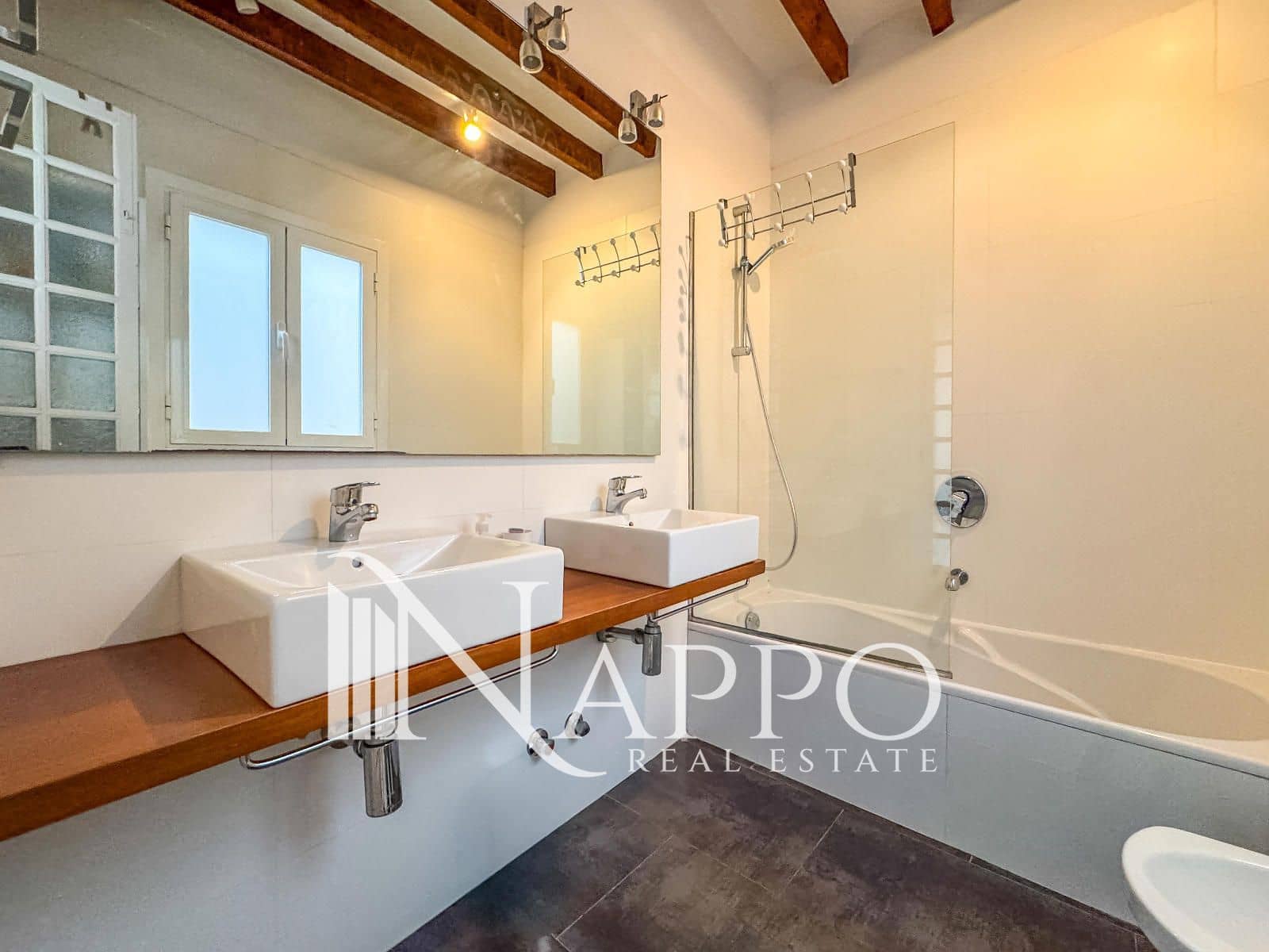 3 bedroom Flat for rent in Palma de Mallorca - € 2,250 (Ref: 9770201)