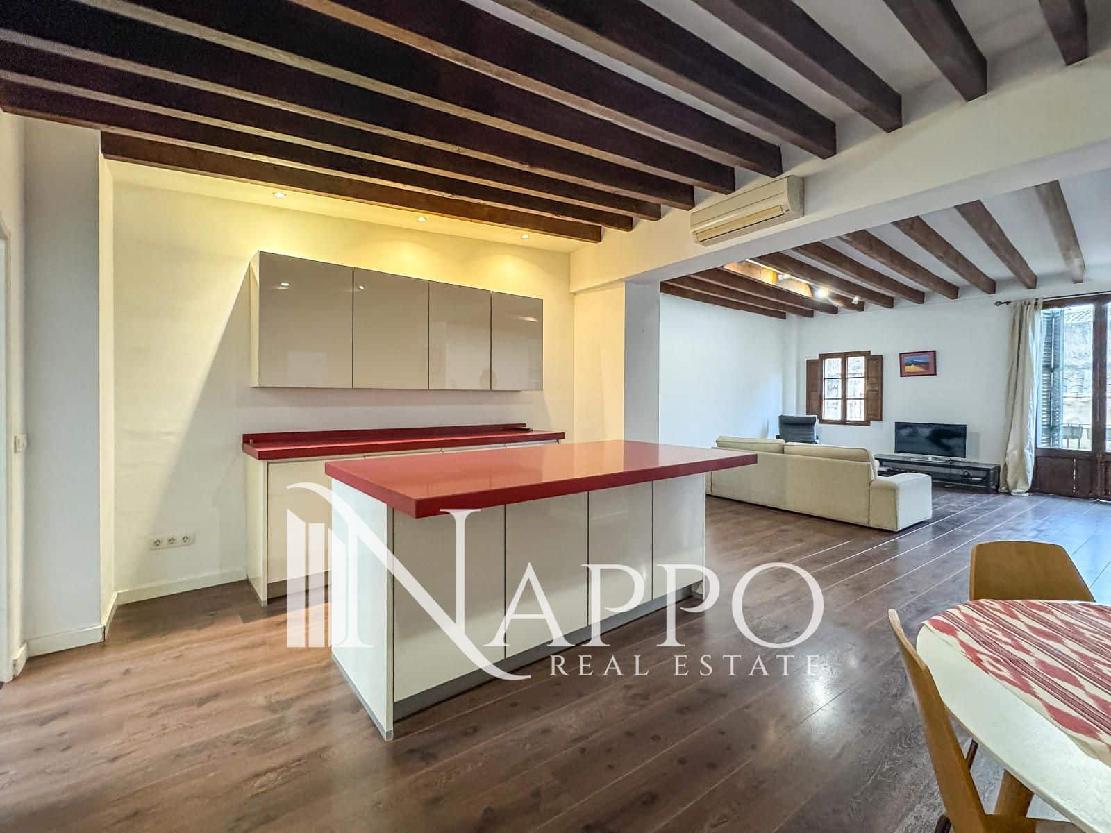 3 bedroom Flat for rent in Palma de Mallorca - € 2,250 (Ref: 9770201)
