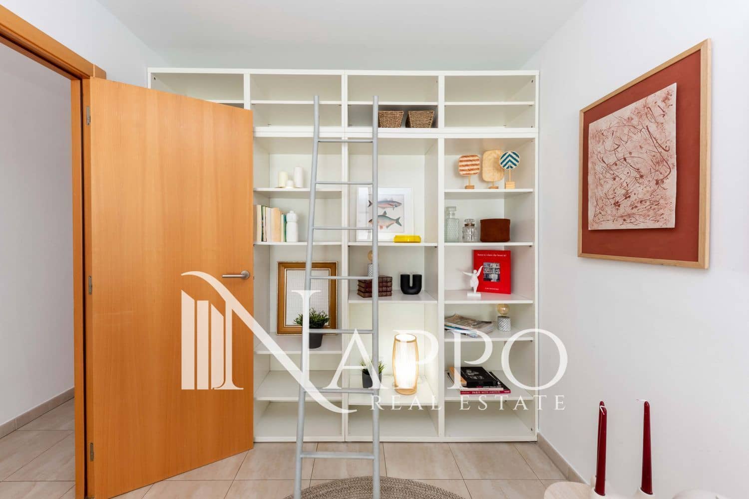 2 bedroom Flat for sale in Palma de Mallorca with pool garage - € 479,000 (Ref: 9782920)