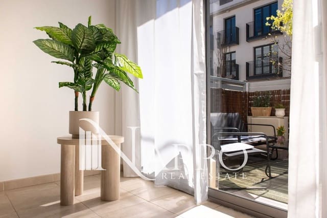 2 soverom Leilighet til salgs i Palma de Mallorca med svømmebasseng garasje - € 479 000 (Ref: 9782920)