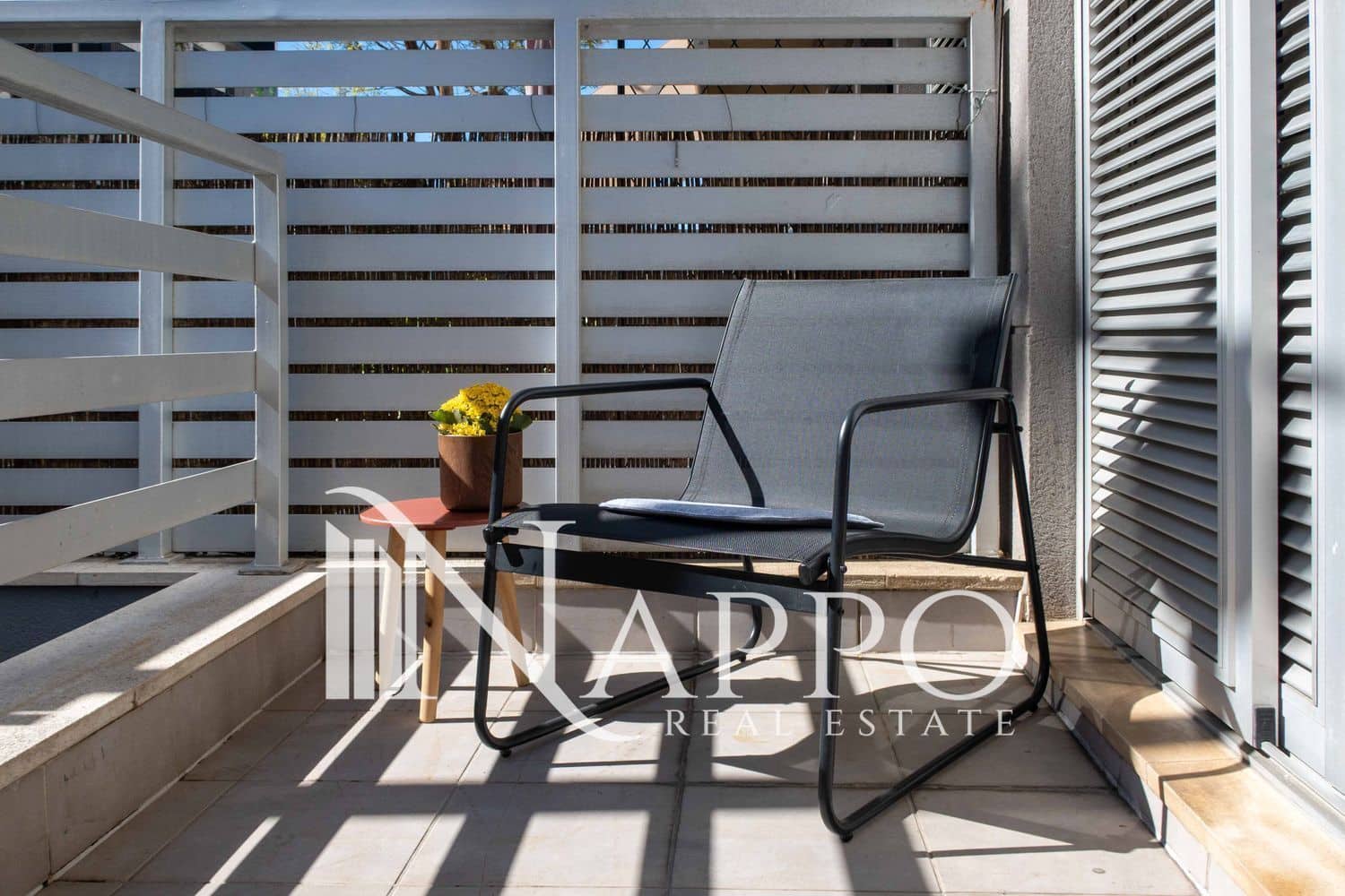 2 bedroom Flat for sale in Palma de Mallorca with pool garage - € 479,000 (Ref: 9782920)