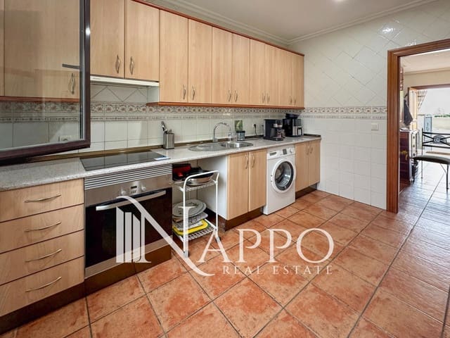 3 bedroom Villa for sale in Labajos with pool garage - € 195,000 (Ref: 9783272)