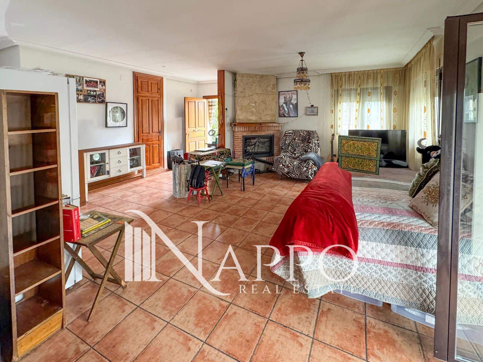 3 bedroom Villa for sale in Labajos with pool garage - € 195,000 (Ref: 9783272)