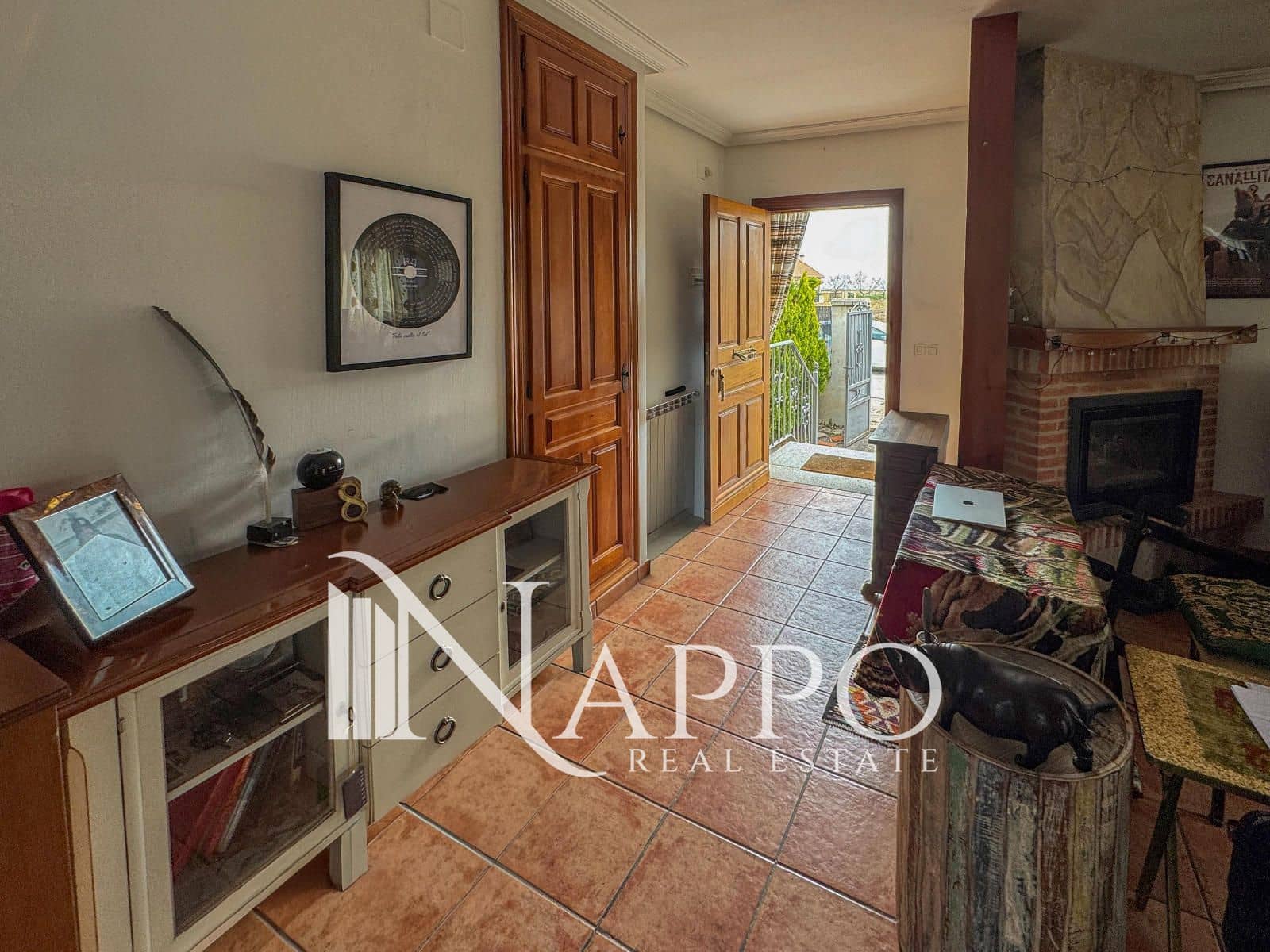 3 bedroom Villa for sale in Labajos with pool garage - € 195,000 (Ref: 9783272)