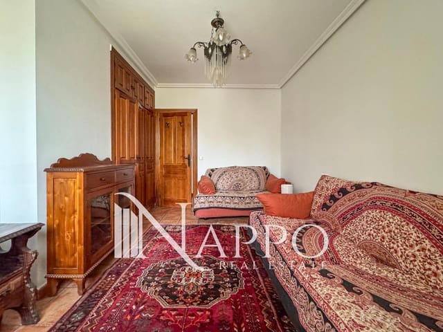 3 bedroom Villa for sale in Labajos with pool garage - € 195,000 (Ref: 9783272)