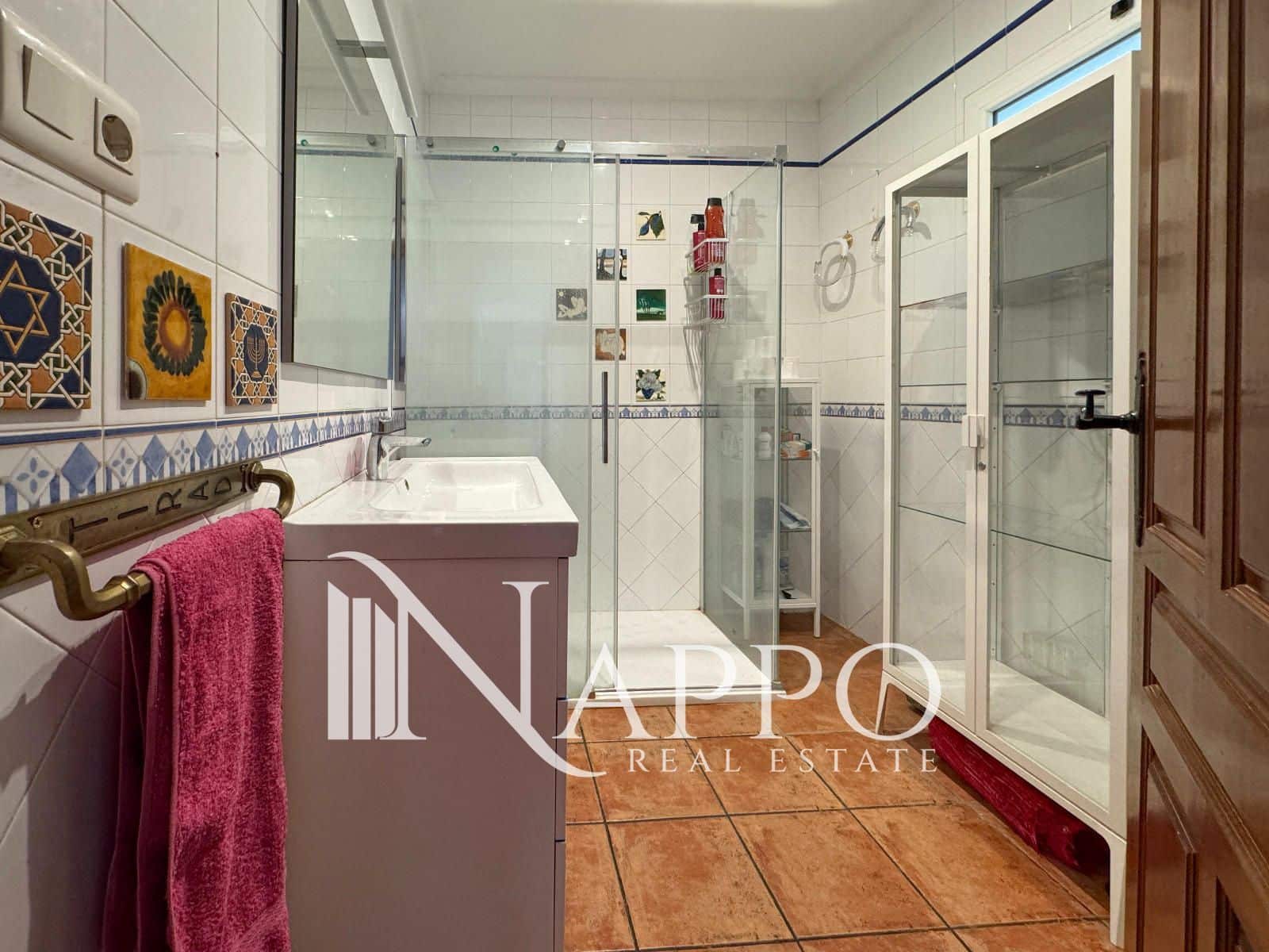 3 bedroom Villa for sale in Labajos with pool garage - € 195,000 (Ref: 9783272)