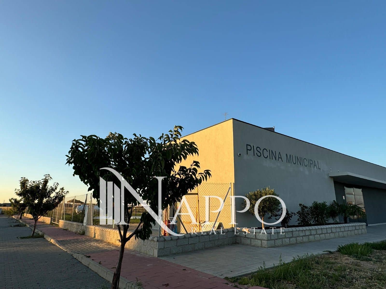 3 bedroom Villa for sale in Labajos with pool garage - € 195,000 (Ref: 9783272)