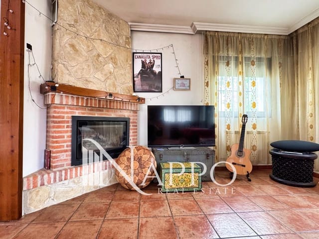 3 Zimmer Villa zu verkaufen in Labajos mit Pool Garage - 195.000 € (Ref: 9783272)