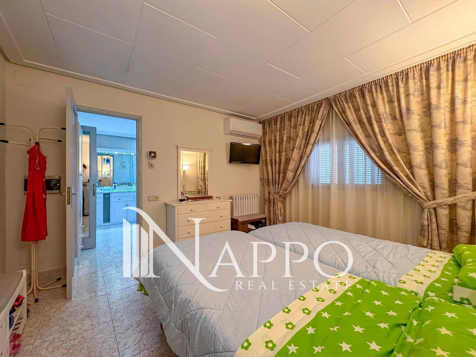 6 sypialnia Willa na sprzedaż w Inca z basenem garażem - 1 800 000 € (Ref: 9784305)