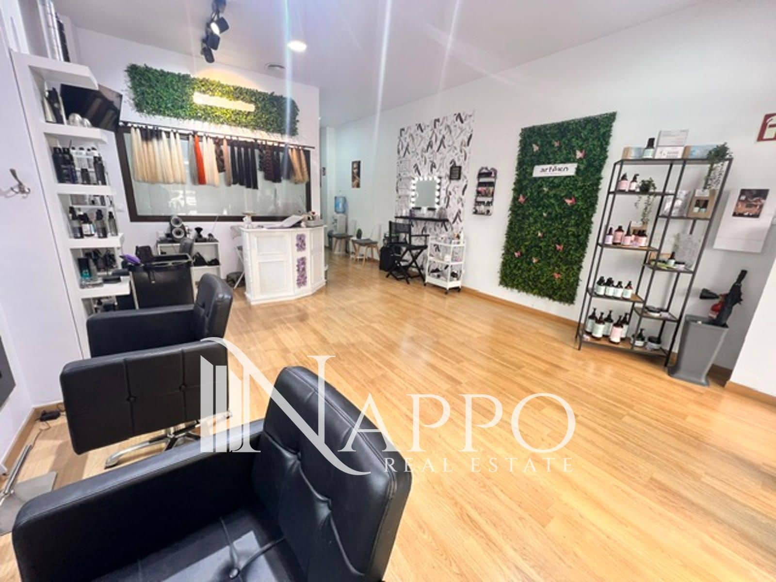 Komercyjne do wynajęcia w Palma de Mallorca - 940 € (Ref: 9788777)