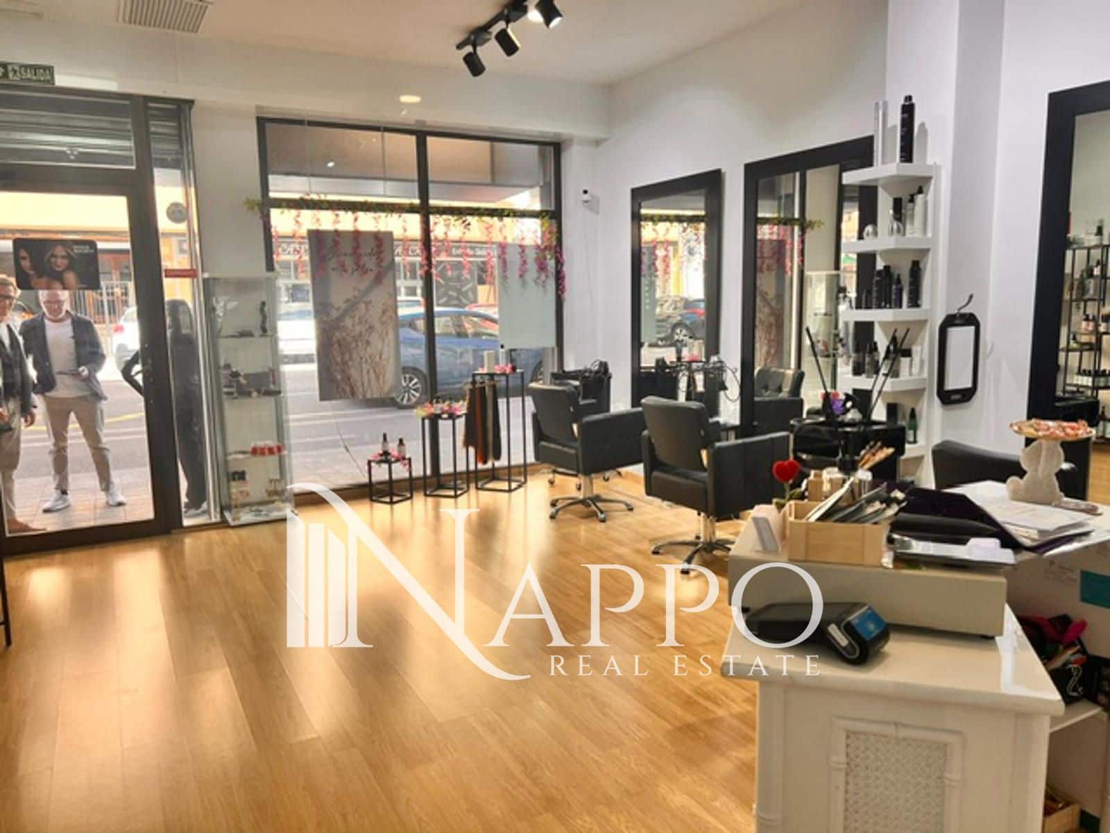 Komercyjne do wynajęcia w Palma de Mallorca - 940 € (Ref: 9788777)