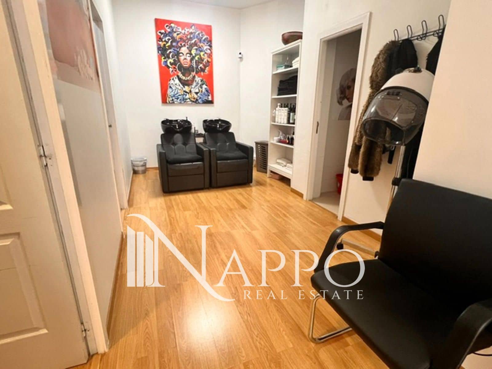 Komercyjne do wynajęcia w Palma de Mallorca - 940 € (Ref: 9788777)