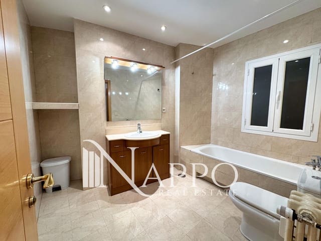Piso de 3 habitaciones en Lista, Madrid ciudad en alquiler - 2.800 € (Ref: 9789426)