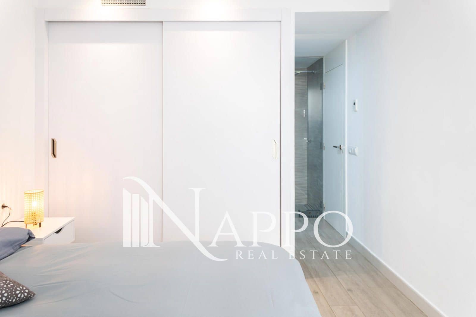 3 quarto Apartamento para arrendar em Puerto de Alcudia - 3 500 € (Ref: 9789628)