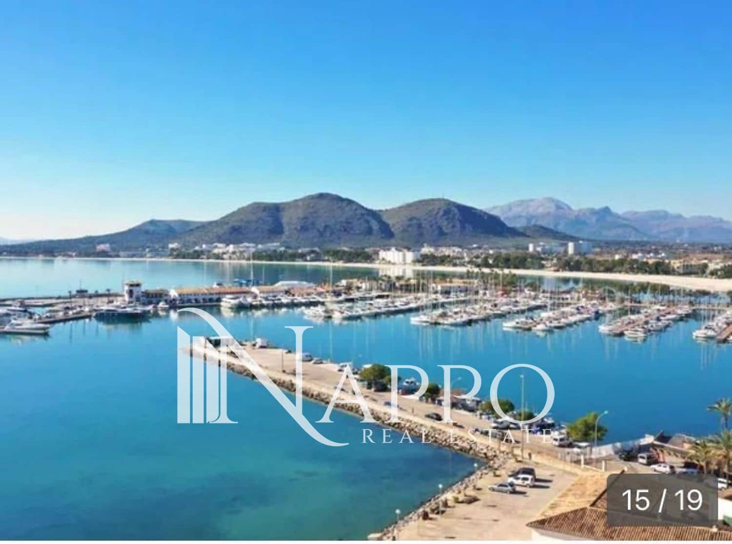3 quarto Apartamento para arrendar em Puerto de Alcudia - 3 500 € (Ref: 9789628)