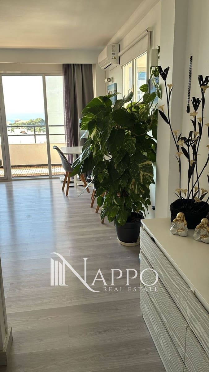 1 soveværelse Penthouse til salg i Cala Mayor med garage - € 377.000 (Ref: 9789850)