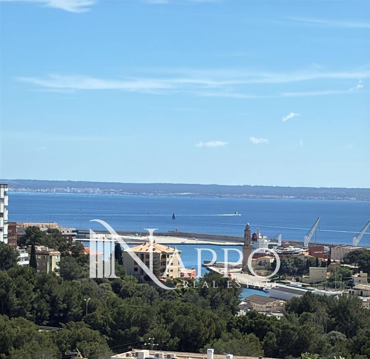 1 soveværelse Penthouse til salg i Cala Mayor med garage - € 377.000 (Ref: 9789850)